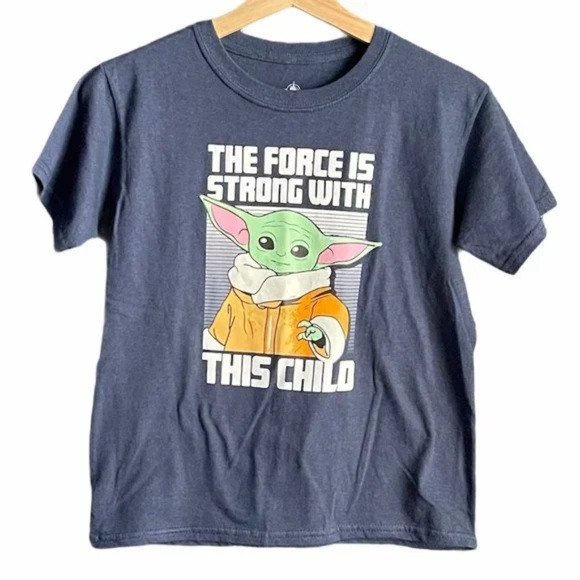 Disney Parks The Mandalorian Baby Yoda The Child Youth T-Shirt Size S Youth NWT - Picture 1 of 4